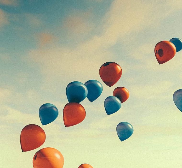 99 Red and Blue Balloons